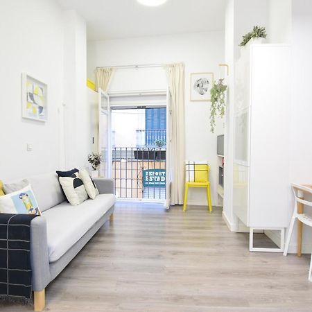 Apartamento Atarazanas Malaga Centro Historico Buitenkant foto