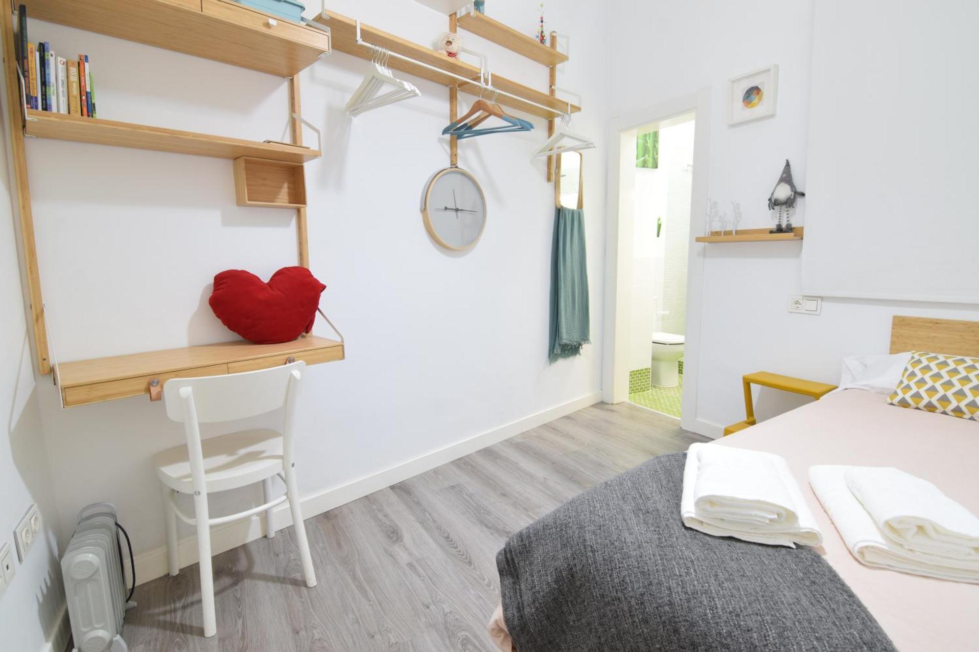 Apartamento Atarazanas Malaga Centro Historico Buitenkant foto