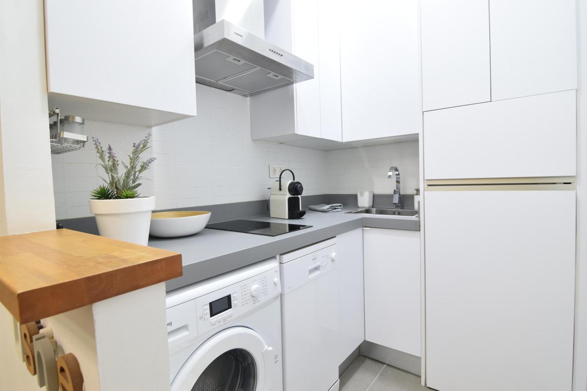 Apartamento Atarazanas Malaga Centro Historico Buitenkant foto