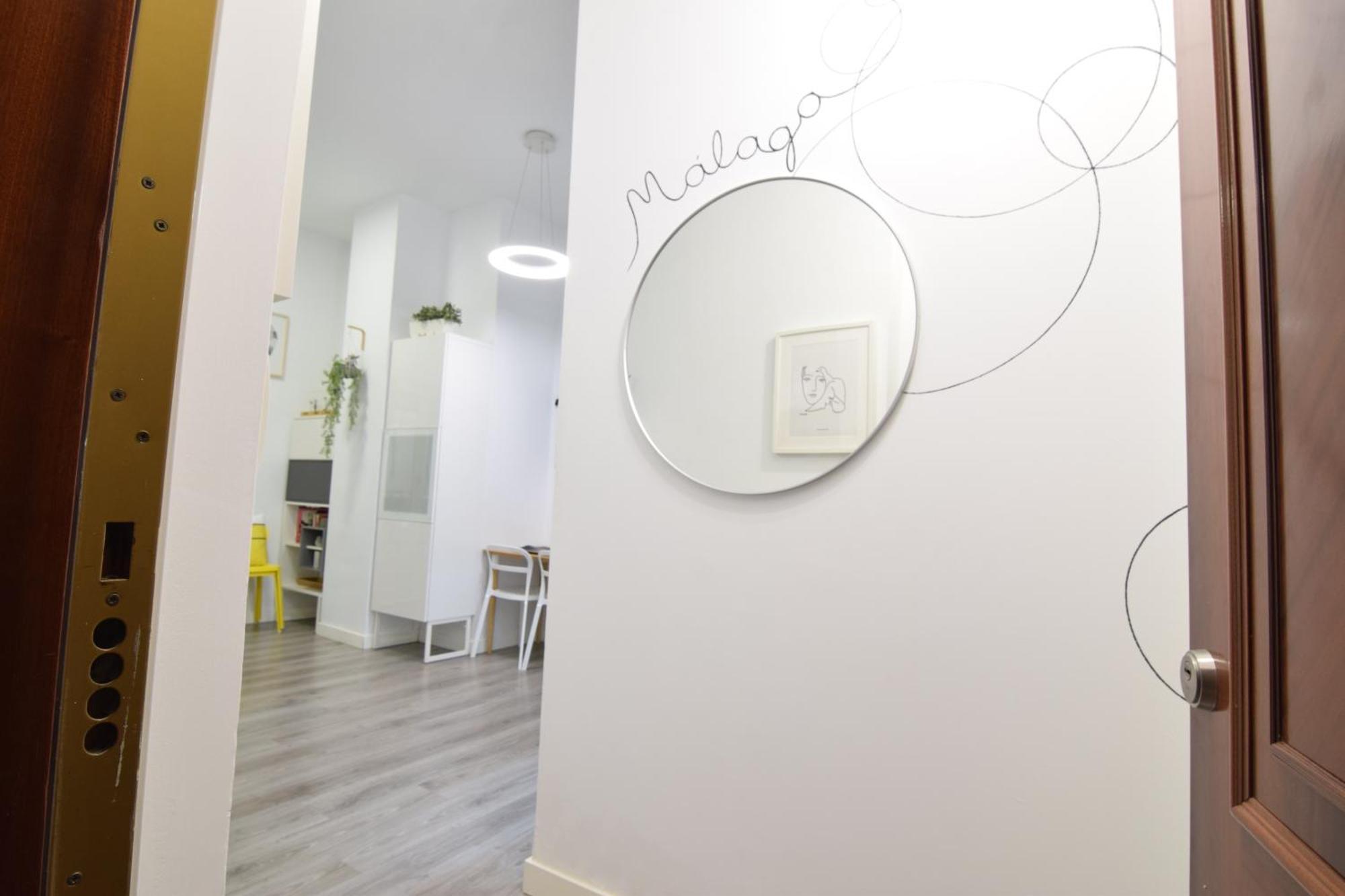 Apartamento Atarazanas Malaga Centro Historico Buitenkant foto