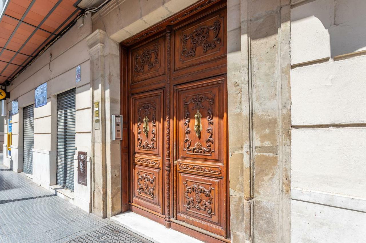 Apartamento Atarazanas Malaga Centro Historico Buitenkant foto